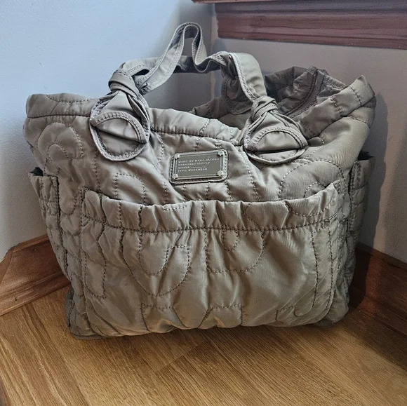 Marc By Marc Jacobs Standard Supply Nylon Tote Quilted Weekender - Picture 1 of 9